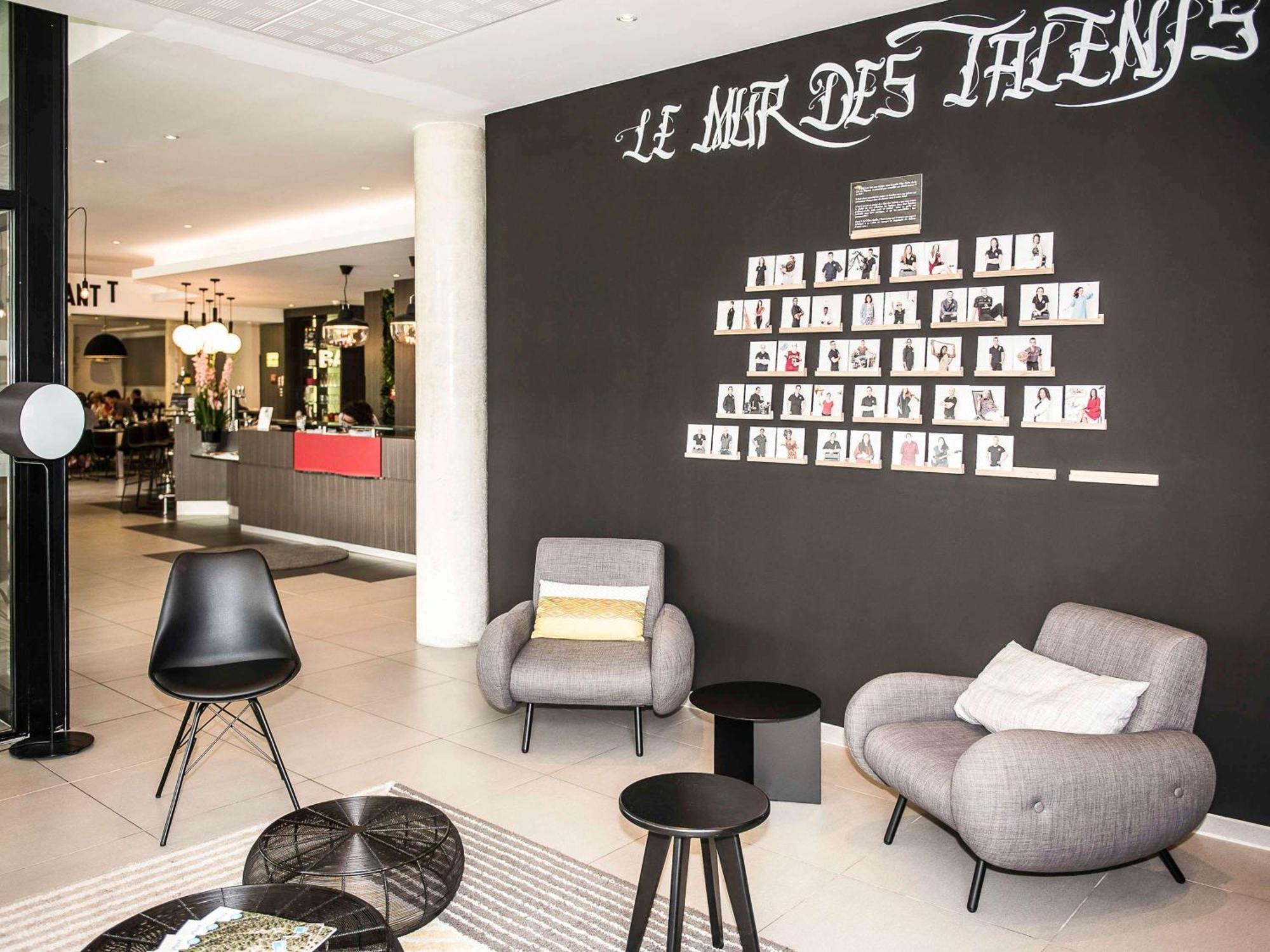Hotel Ibis Styles Cite Espace 3*