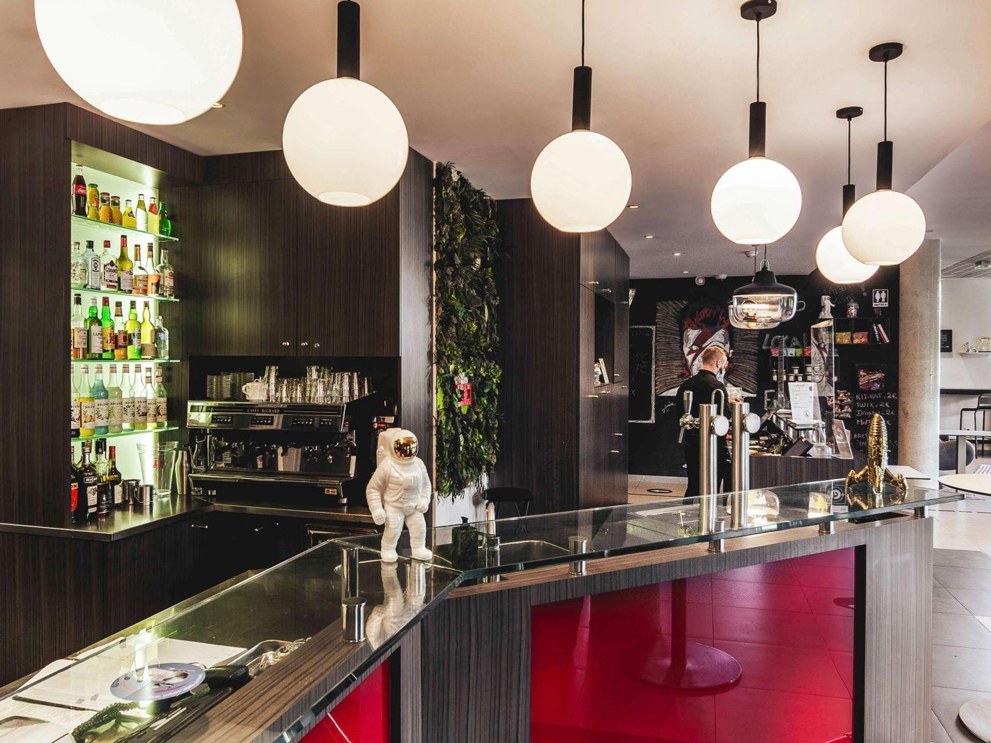 Ibis Styles Cite Espace Hotel 3*