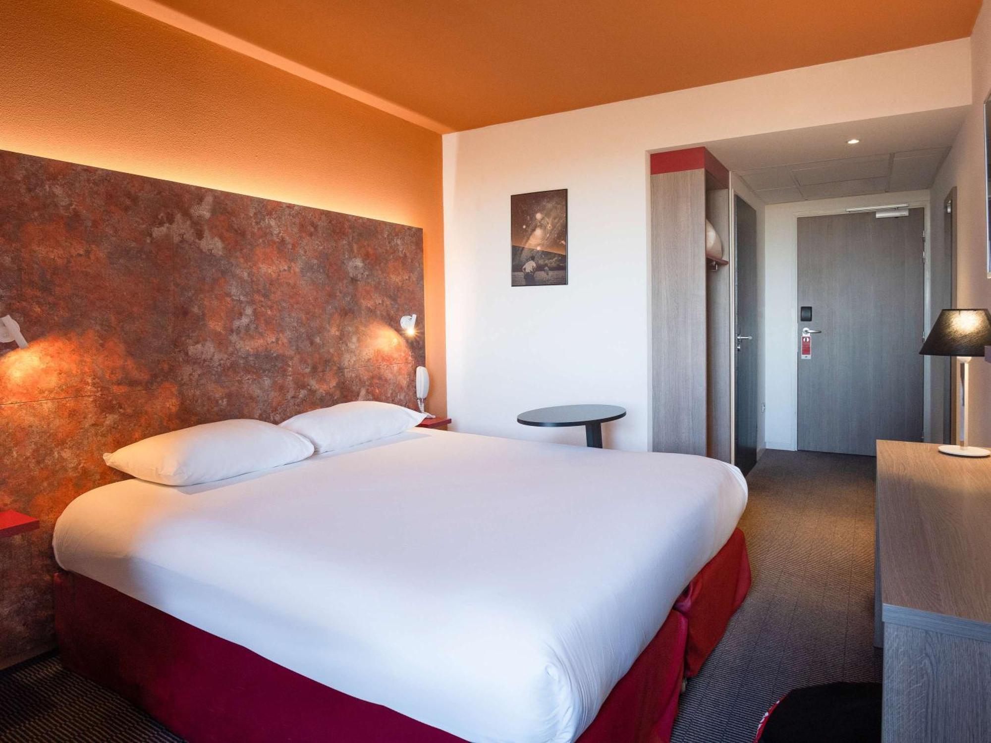 Ibis Styles Cite Espace Hotel 3*